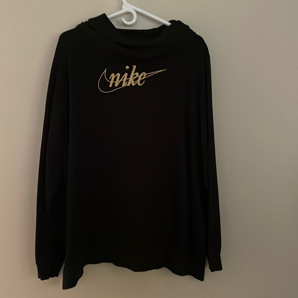 Women’s Plus Size Nike Hoodie. 2X. Black with gold sparkly swoosh.